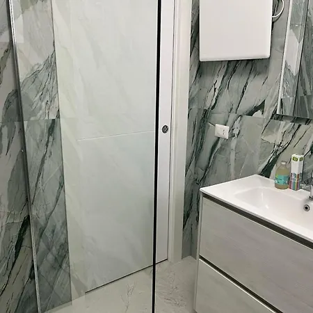 Exclusive Place *